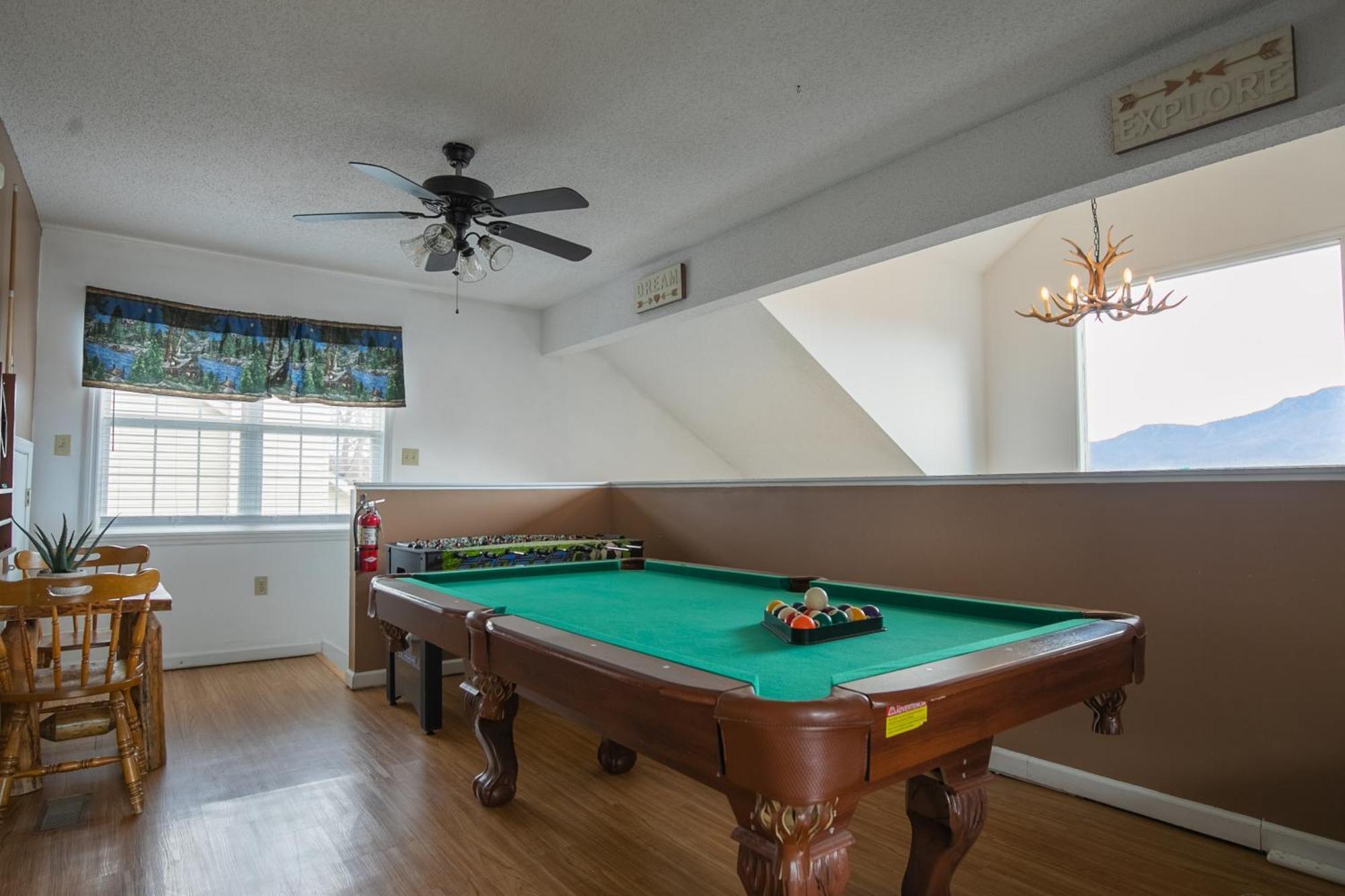 Heavenly View - Bear Themed Cabin, Hottub, Dog-Friendly, Near Gatlinburg Ngoại thất bức ảnh
