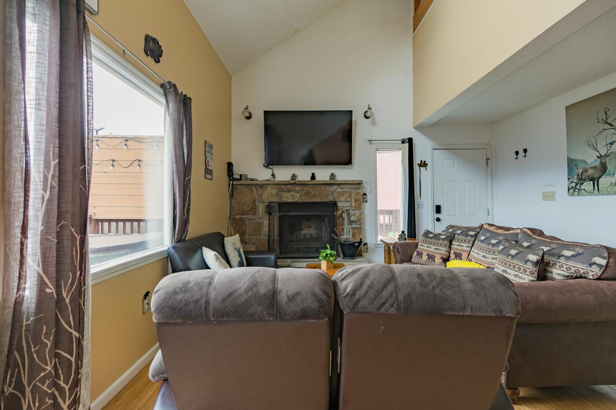 Heavenly View - Bear Themed Cabin, Hottub, Dog-Friendly, Near Gatlinburg Ngoại thất bức ảnh