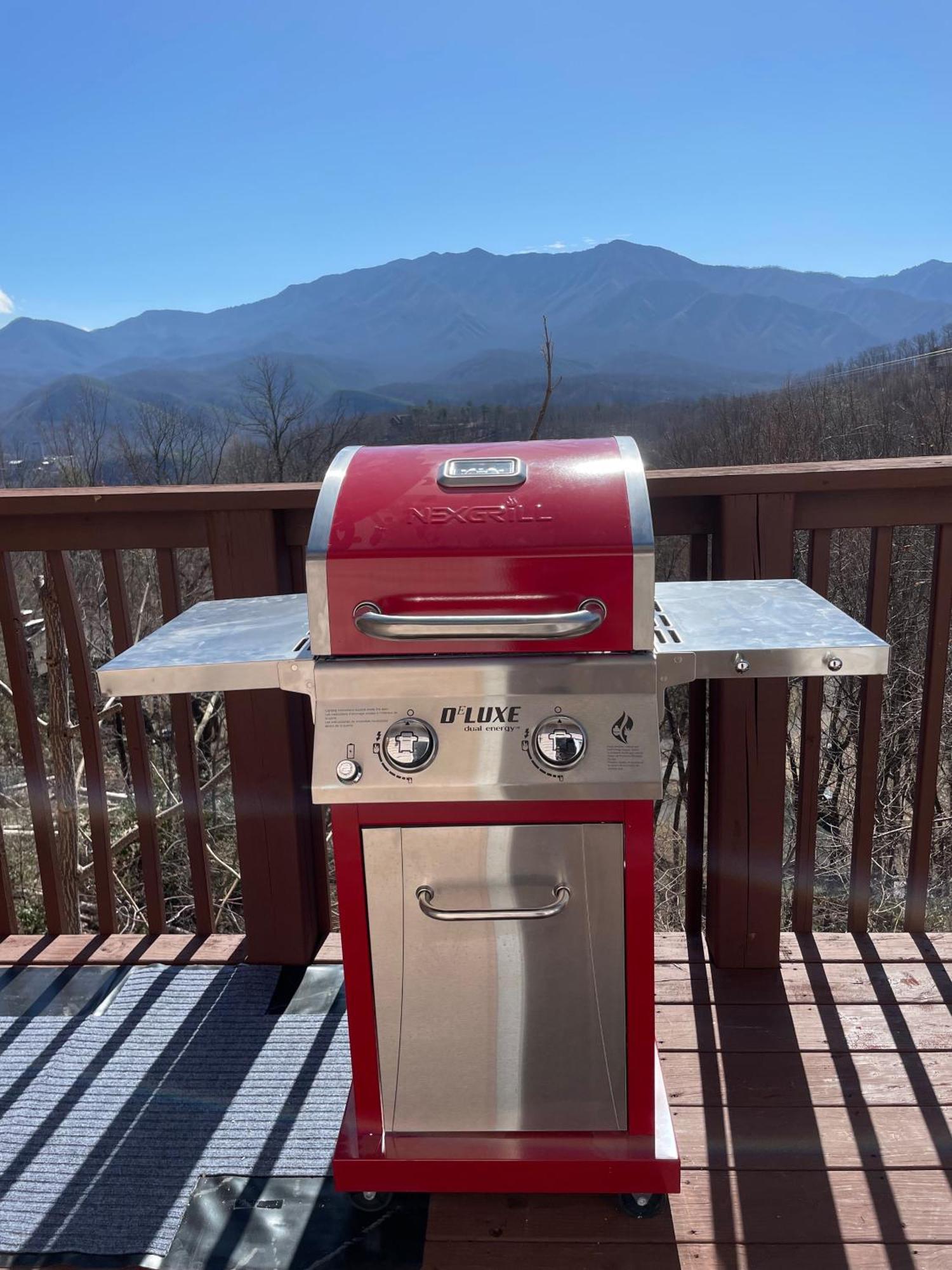 Heavenly View - Bear Themed Cabin, Hottub, Dog-Friendly, Near Gatlinburg Ngoại thất bức ảnh
